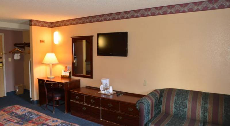 Lincoln Inn Express Hotel and Suites