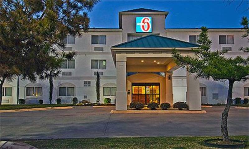 Motel 6 Dallas - North