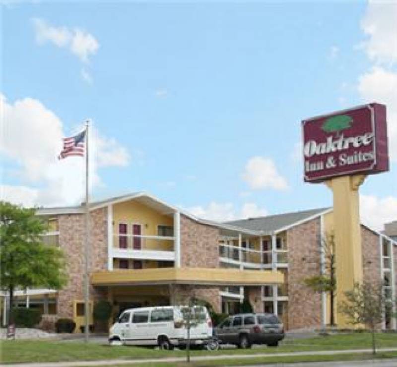 Oaktree Inn and Suites