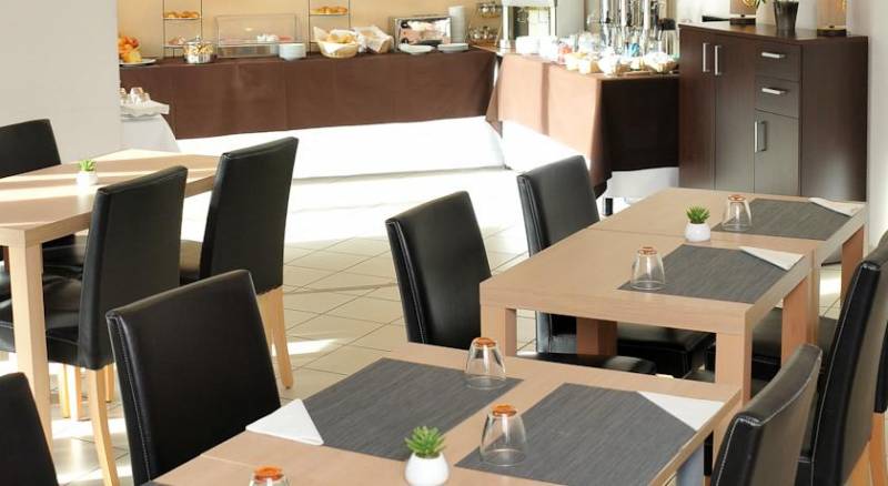 Park & Suites Confort Aix La Duranne