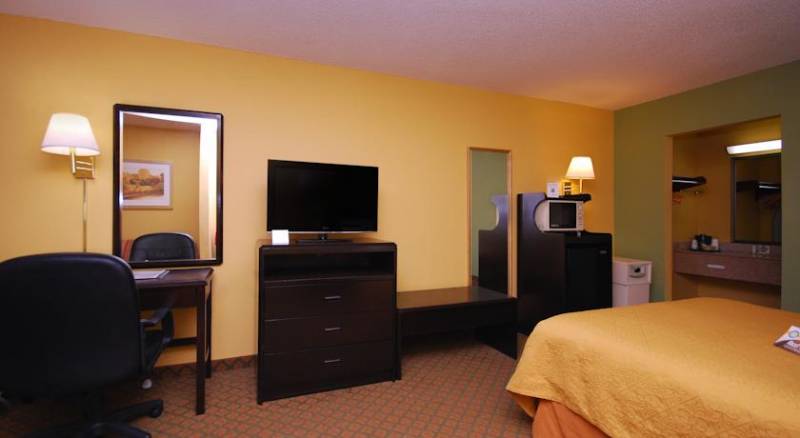 Quality Inn Orlando Airport