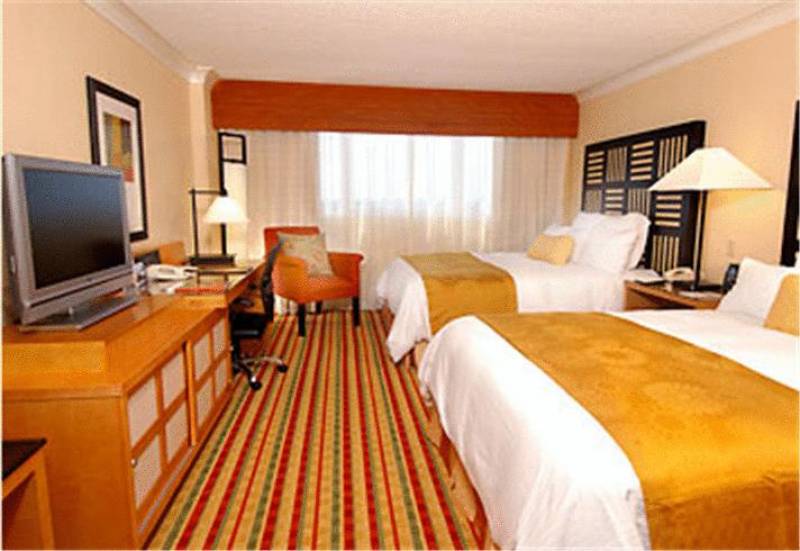 Renaissance Orlando Airport Hotel