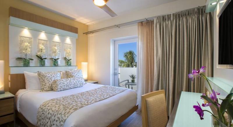 Santa Maria Suites Resort