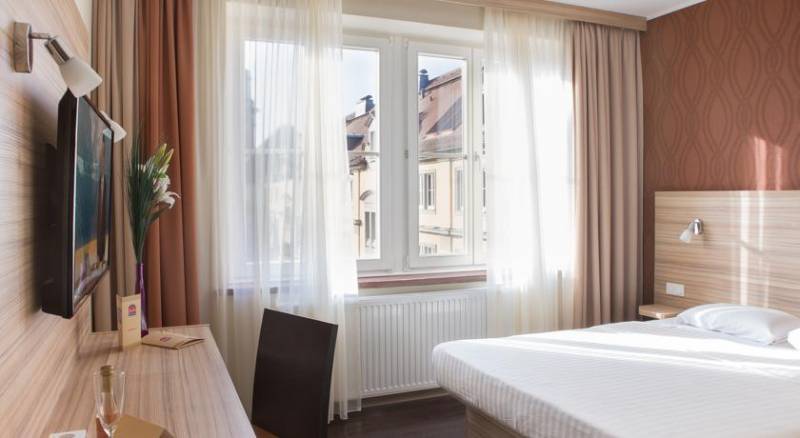 Star Inn Hotel Premium Dresden im Haus Altmarkt