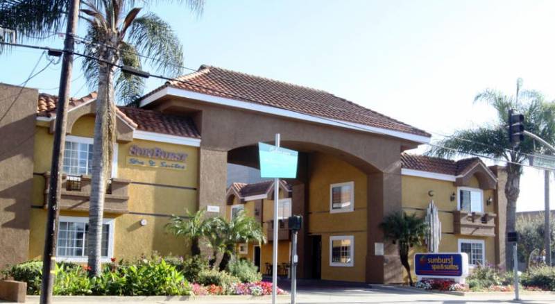 Sunburst Spa & Suites Motel