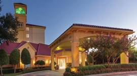 La Quinta Inn & Suites Dallas North Central