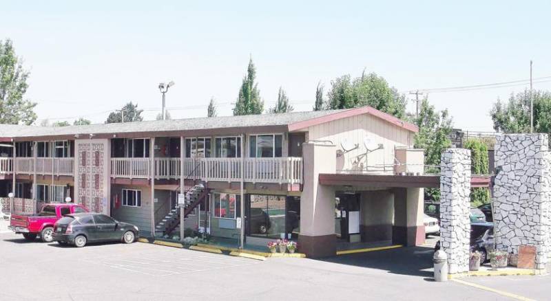 Banfield Motel