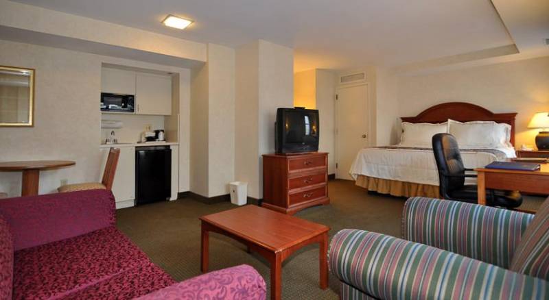 Best Western Georgetown Hotel and Suites