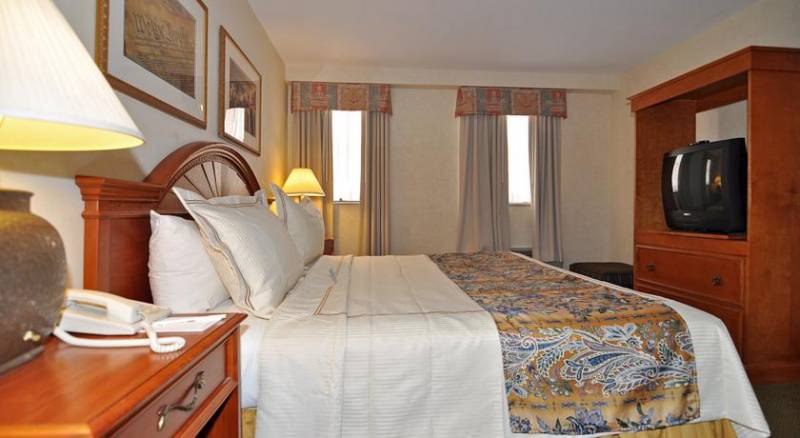 Best Western Georgetown Hotel and Suites