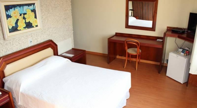 Caravelle Palace Hotel