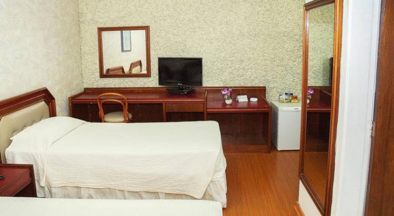 Caravelle Palace Hotel