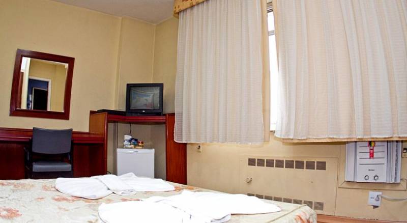 Caravelle Palace Hotel