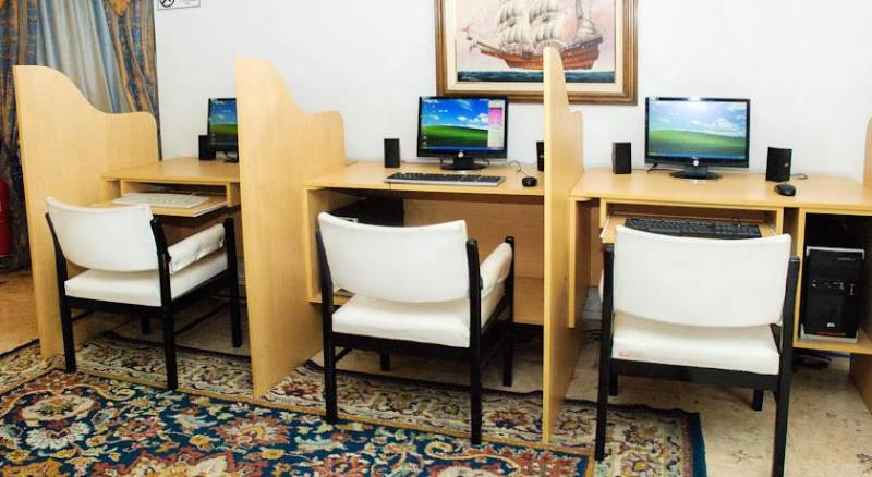 Caravelle Palace Hotel