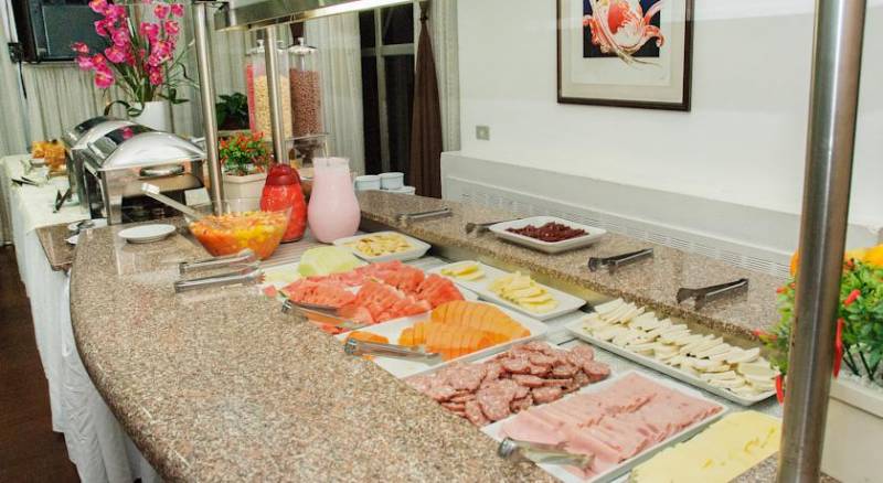 Caravelle Palace Hotel