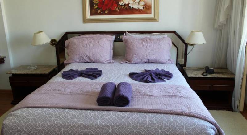 Caravelle Palace Hotel