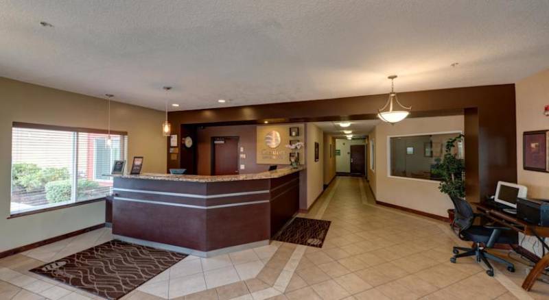 Comfort Inn & Suites-Portland Airport