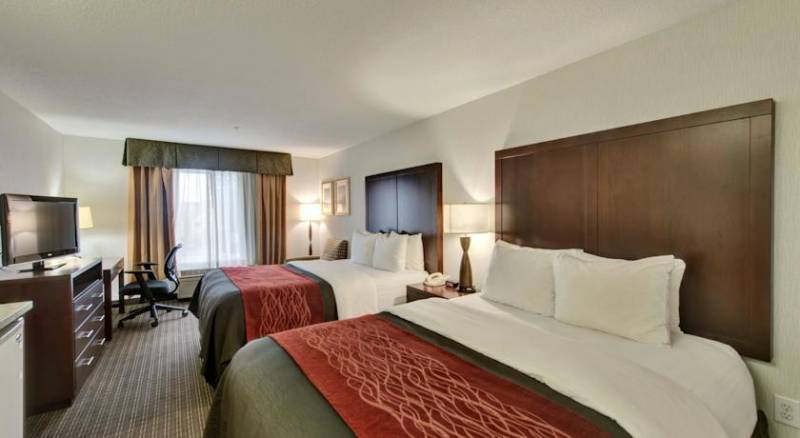 Comfort Inn & Suites-Portland Airport