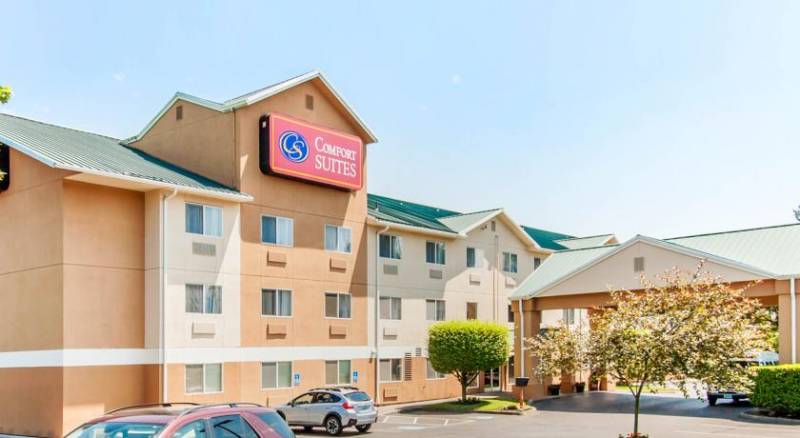 Comfort Suites Portland Airport