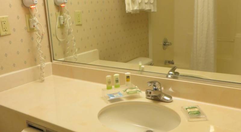 Country Inn & Suites Orlando Airport