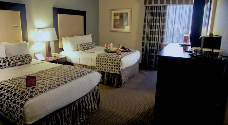 Crowne Plaza Philadelphia West