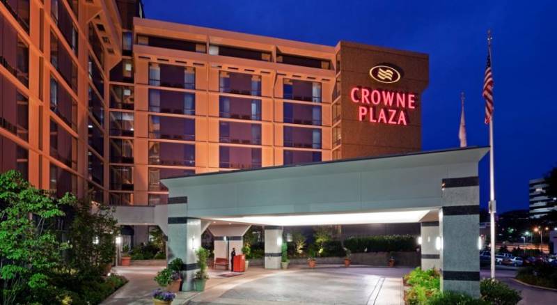 Crowne Plaza Philadelphia West