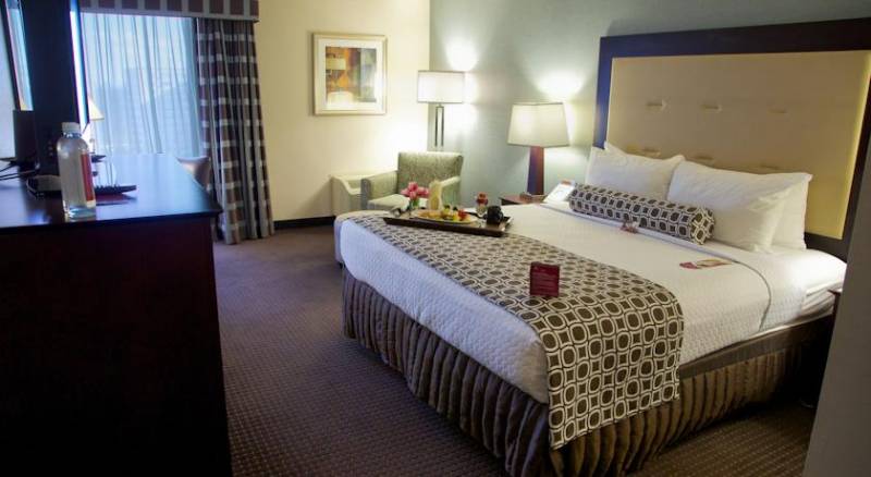 Crowne Plaza Philadelphia West