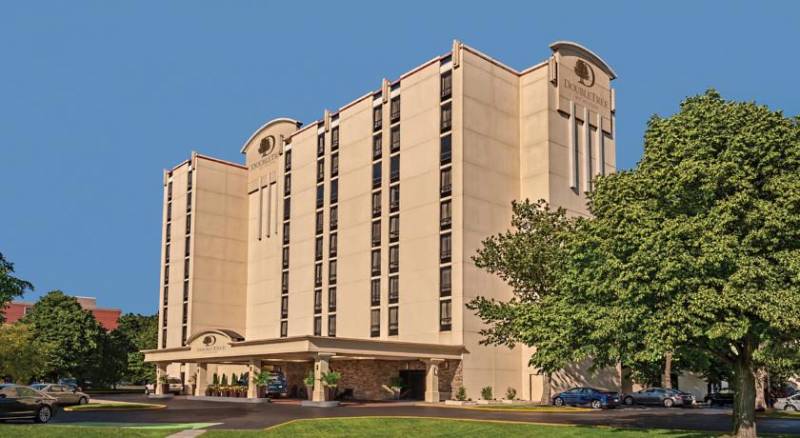 DoubleTree by Hilton Philadelphia Airport