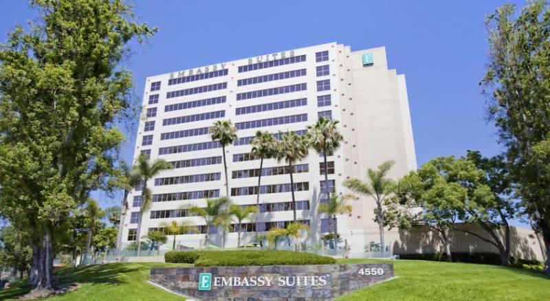 Embassy Suites by Hilton San Diego - La Jolla