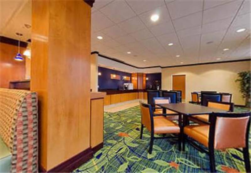 Fairfield Inn & Suites-Washington DC