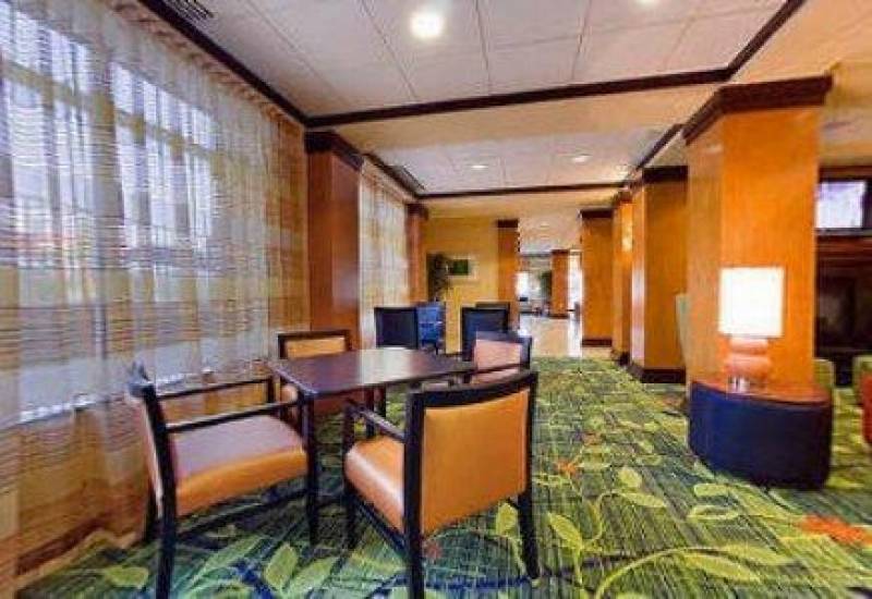 Fairfield Inn & Suites-Washington DC