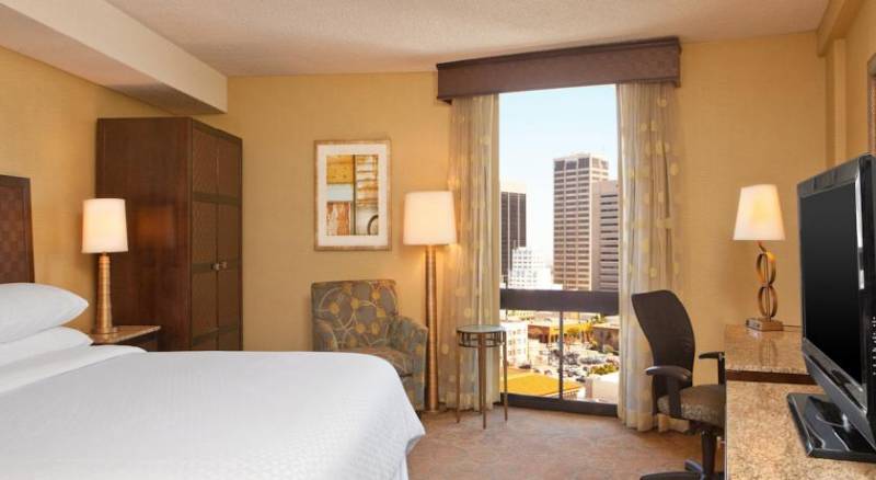 Four Points by Sheraton San Diego Downtown