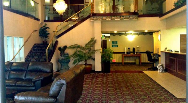 GuestHouse Inn & Suites Portland Gresham