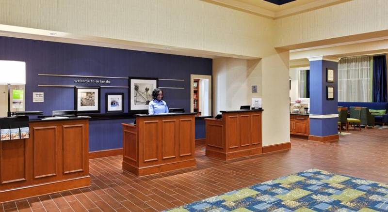 Hampton Inn & Suites Orlando Airport at Gateway Village