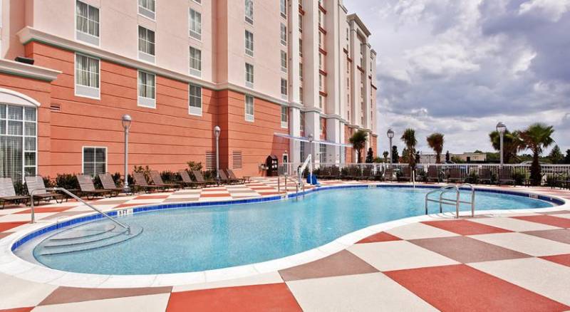 Hampton Inn & Suites Orlando Airport at Gateway Village