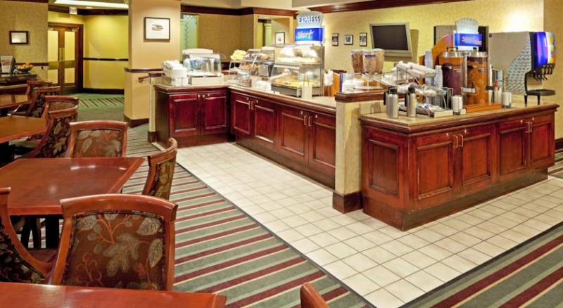 Holiday Inn Express Philadelphia-Midtown