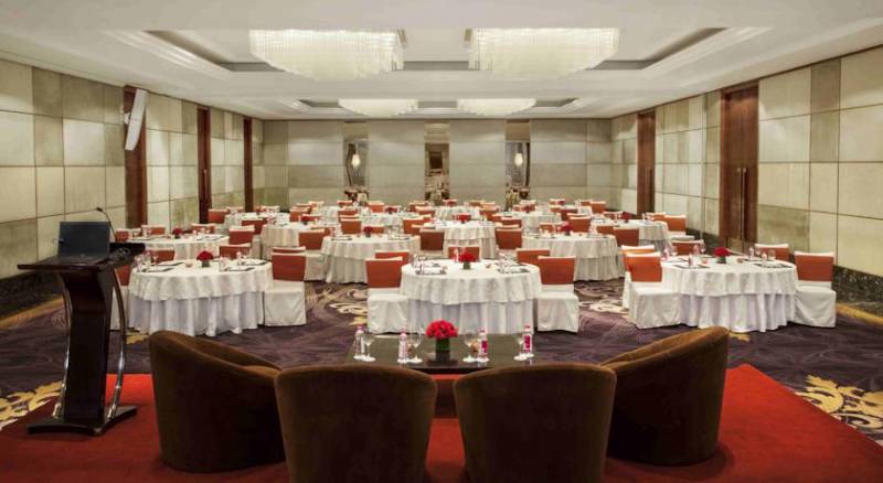 Holiday Inn New Delhi Mayur Vihar Noida