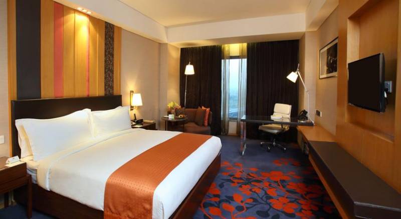 Holiday Inn New Delhi Mayur Vihar Noida