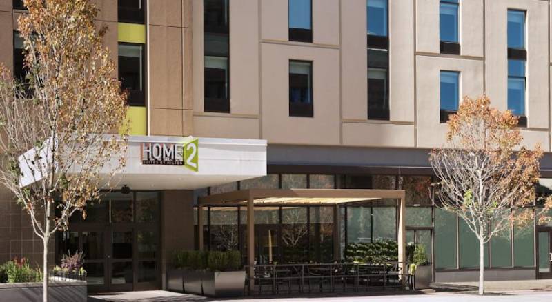 Home2 Suites by Hilton Philadelphia Convention Center