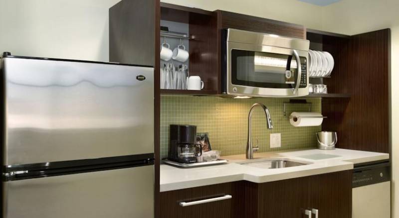 Home2 Suites by Hilton Philadelphia Convention Center