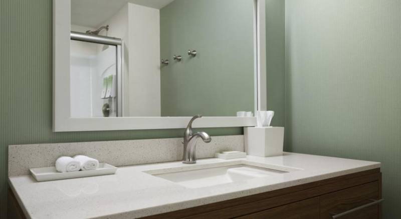 Home2 Suites by Hilton Philadelphia Convention Center