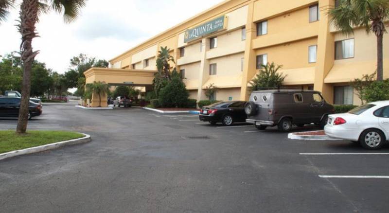 La Quinta Inn & Suites Orlando South