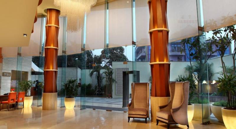 Mahagun Sarovar Portico Suites