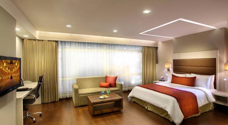 Mahagun Sarovar Portico Suites