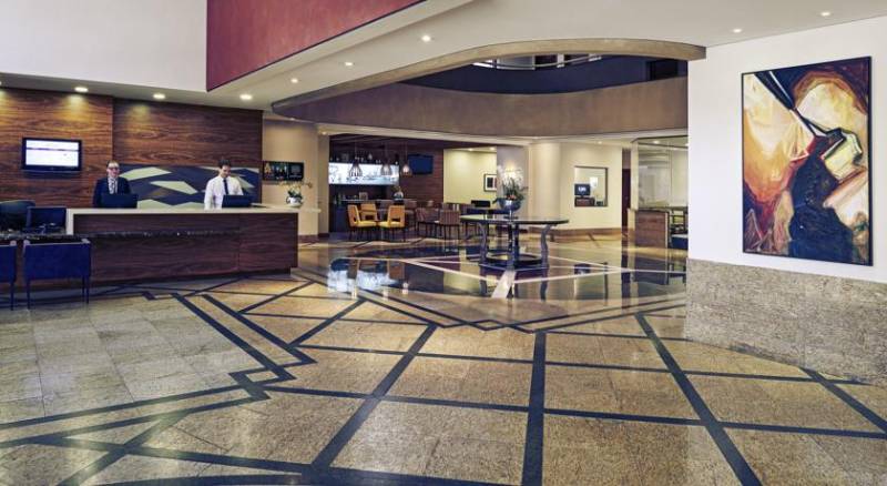 Mercure Curitiba Golden Hotel