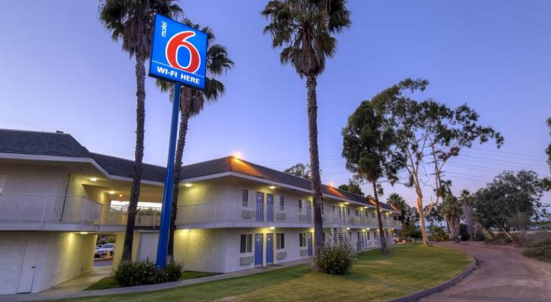 Motel 6 San Diego North