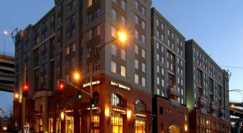 Residence Inn Portland Downtown/RiverPlace