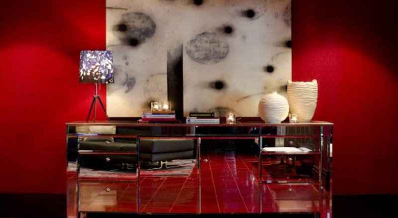 Rouge, a Kimpton Hotel