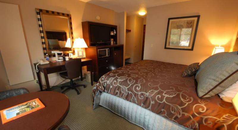 Shilo Inn Suites Hotel - Portland/Beaverton