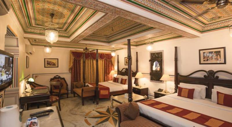 Umaid Bhawan - Heritage Style Hotel