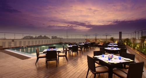 Mahagun Sarovar Portico Suites